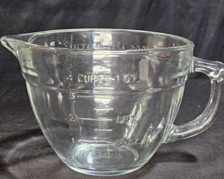 Vintage Anchor-Hocking 4-Cup Glass Measuring Bowl