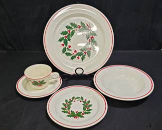 5-Pc Anchor Hocking Holiday Wreath Ironstone