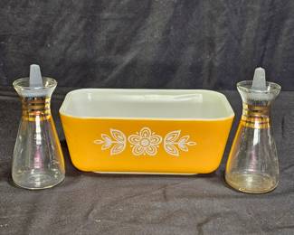 Vintage Pyrex Small Dish & Salt & Pepper Shakers