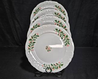 Holiday Holly by Royal Kent Dinner Plates