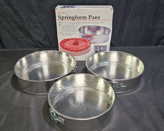 NIB Set of 3 Spring Form Pans