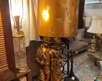 Large statue lamp 58” tall