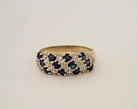 10K Gold with Sapphires & Diamond Accents Ring - Size 7 (3 Grams)