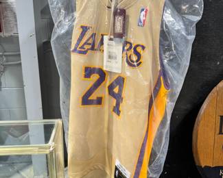 Kobe Bryant Lakers Jersey Orlando Estate Auction