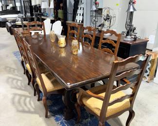Dining Table and Chairs Orlando