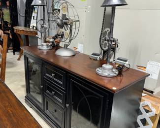Console and Industrial Lamps Orlando Estate Auction