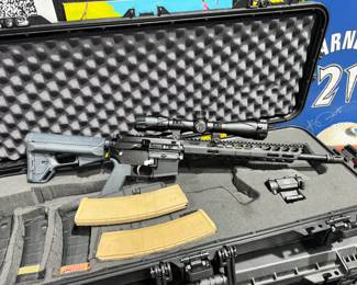 Rainier AR15 with scope and magazines Orlando Estate Auction