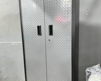 Gladiator Cabinet Orlando Estate Auction