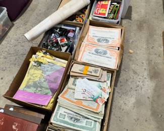 Vintage Labels Orlando Estate Auction
