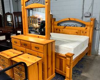 Queen Bedroom Set Orlando Estate Auction