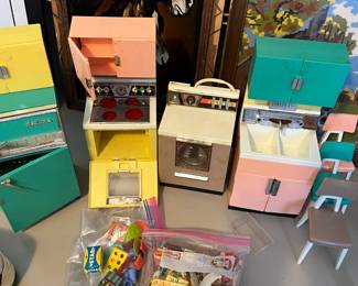 50s toy kitchen