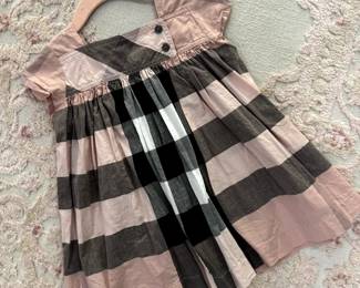 So much cute Burberry
