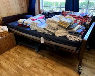 linens, hospital bed