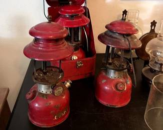 antique coleman lanterns