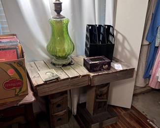 primitive furniture