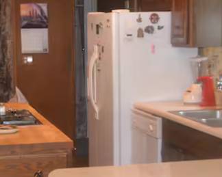 REFRIGERATOR FREEZER, SMALL APPLIANCES, KITCHEN BASICS
