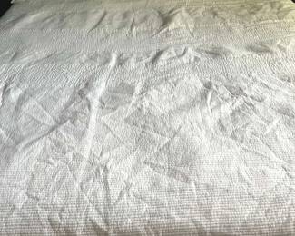 210 Queen Size Bedding