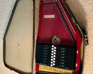 307 Vtg. Musima Autoharp
