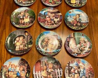 324 Hummel Plate Collection