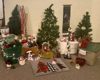 122 Christmas Mystery Lot