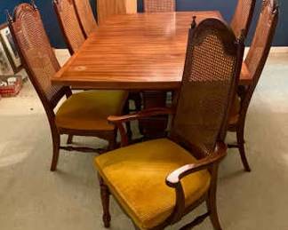 345 Vtg. Dining Table Chairs