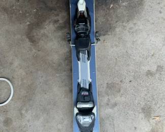 Blizzard Rustler 10 Skis