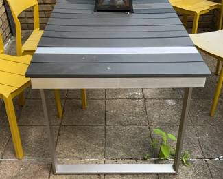 Outdoor Patio Table