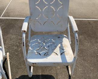 #129 Vintage Bouncy Chair w/flowers on Back $75.00