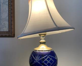 #86 Saffire Base Glass Small Lamp - 13" Tall $20.00