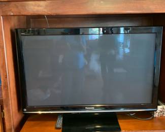 #48 Panasonic TV w/remote - 46" TV - You Move (not flatscreen) $75.00