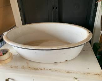 #155 Enameled Tub - 26x18x6.5 $30.00