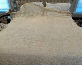 #213 Hand Croqueted Coverlet - cream color 94x94 $30.00