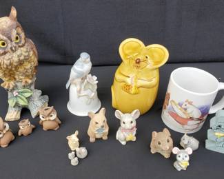 BK204Animal Figurines And Mug