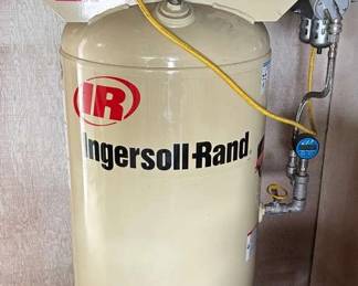 BK105V60 gal Ingersoll Rand Air Compressor