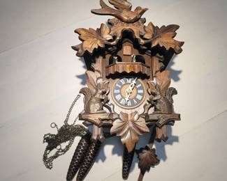 VINTAGE CUCKOO CLOCK