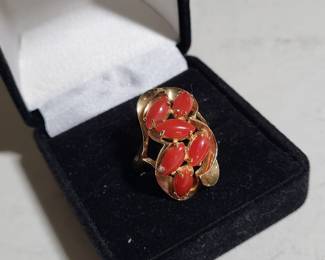 QUALITY 14K COCKTAIL RING 