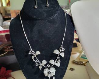 QUALITY COSTUME JEWELRY