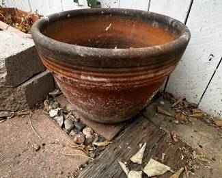 Free pots