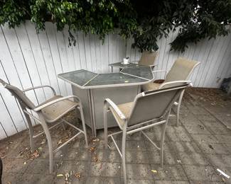 Outdoor bar table $30