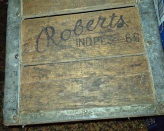 ROBERT'S MILK CRATE