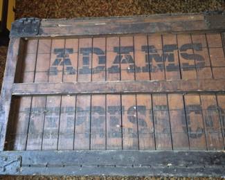 ANTIQUE ADAMES EXPRESS CO. TRAVELER TRUNK
