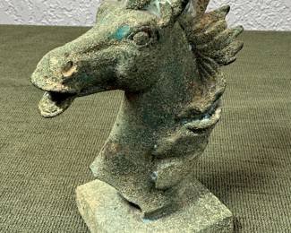 Metal stamp course head