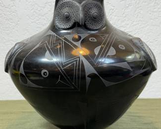 Mata Ortiz pottery owl