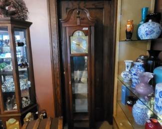 ELECTRIC GRANDMOTHER CLOCK