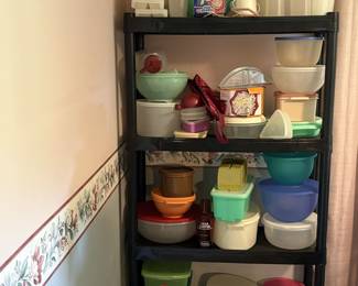 Tupperware - in great condition and with matching lids!