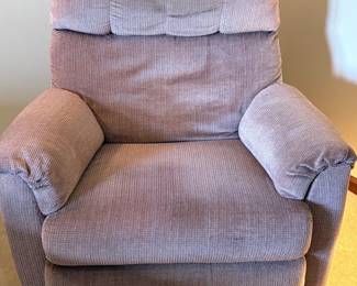Super comfy rocker/recliner!