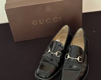 Gucci Shoes Size 8