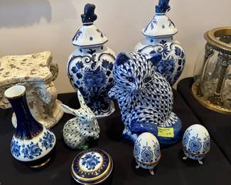 Delft Urns