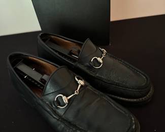 Gucci Shoes Size 8
