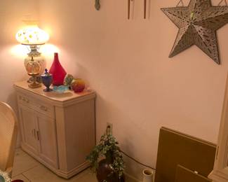 Pottery, glassware and furniture